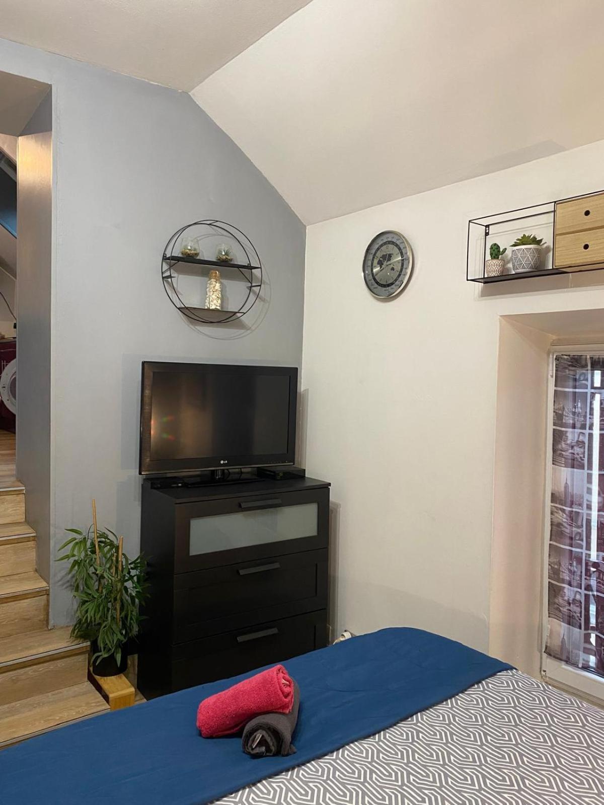 F1 Meuble Et Confortable En Coeur De Ville Longjumeau Eksteriør bilde